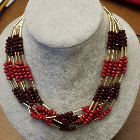 $5 ITEM. Pretty multiple strand necklace. MUST BUNDLE WITH TWO OTHER ITEMS - Picture 1 of 6